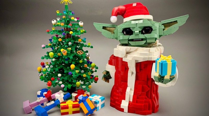 Brick Pic of the Day: Merry Christmas from Baby Yoda