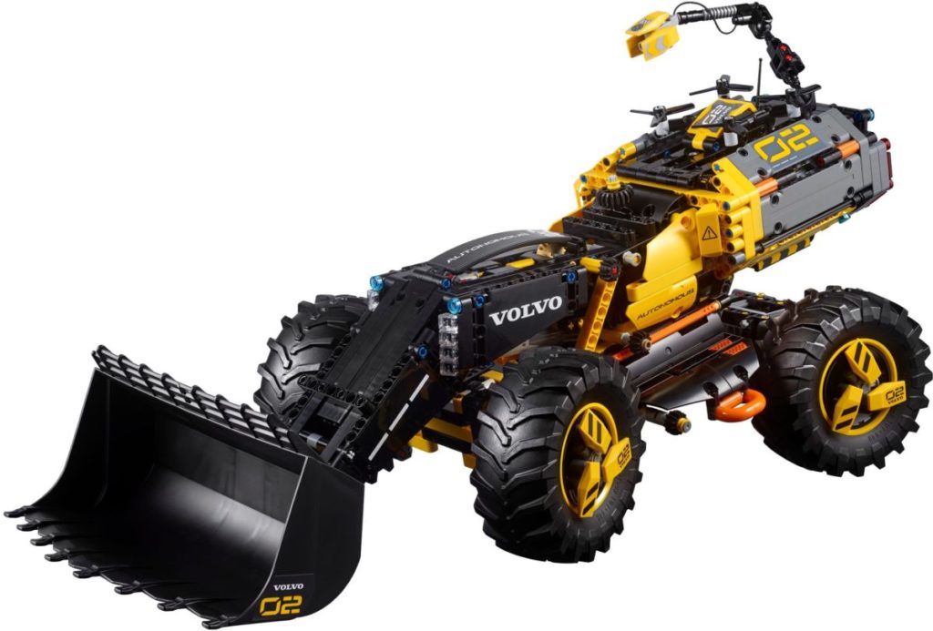 LEGO Technic 42081 Volvo concept contents 1024x693