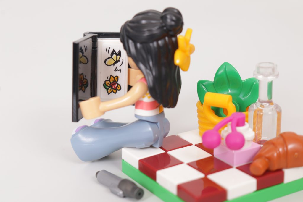 LEGO Friends 41757 Botanical Garden review 36 1024x683