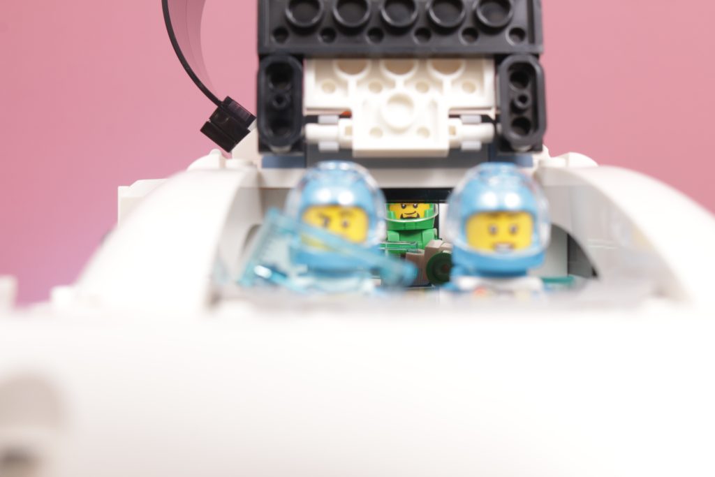 LEGO City 60432 Command Rover and Crane Loader review 39 1024x683